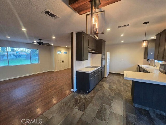 Building Photo - 607 Sixth St