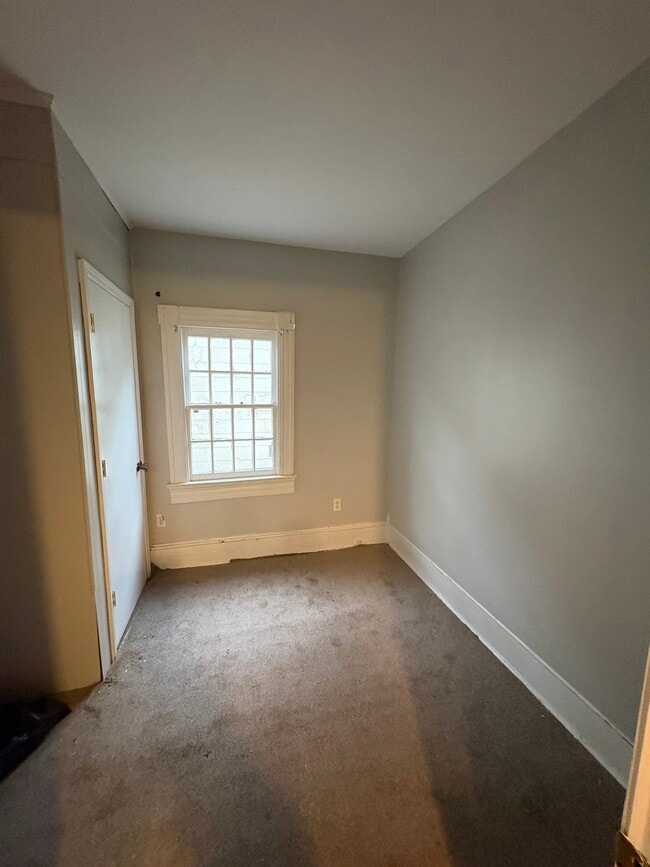 Building Photo - 340 Buford St