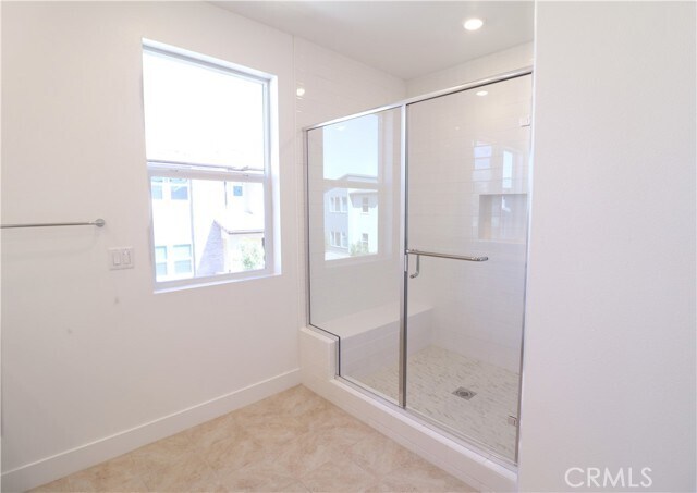 Building Photo - 273 Shoveler