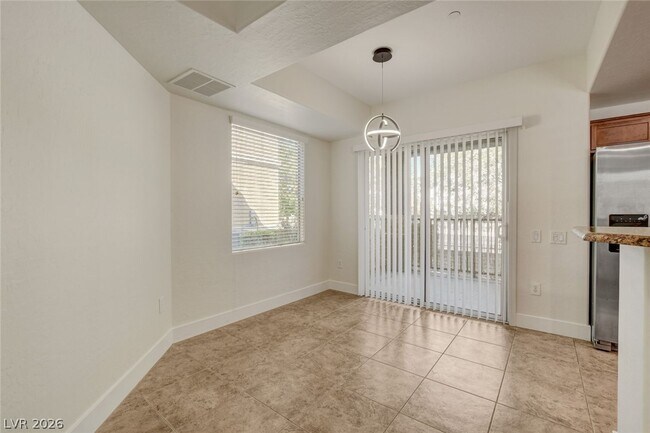 Building Photo - 6868 Sky Pointe Dr