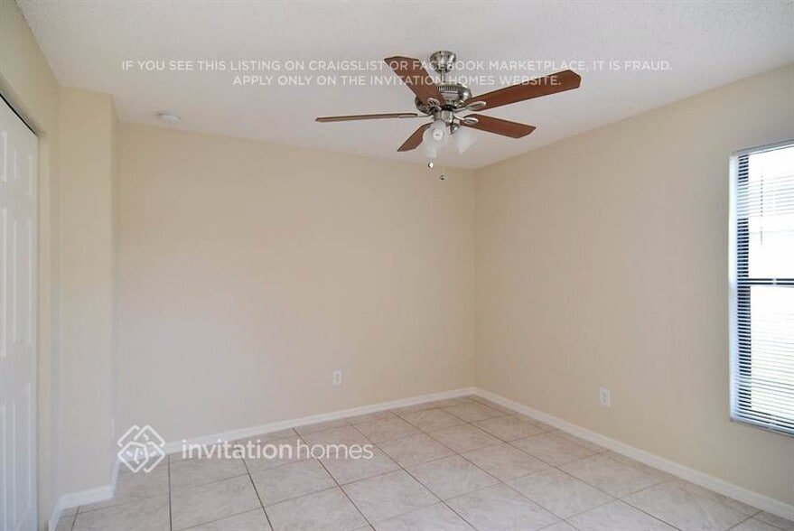 Building Photo - 1649 SE Lorraine St