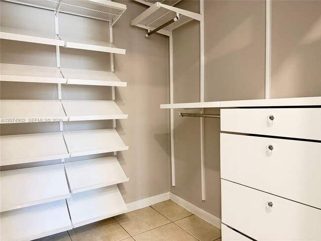 Building Photo - 20888 Sugarloaf Ln
