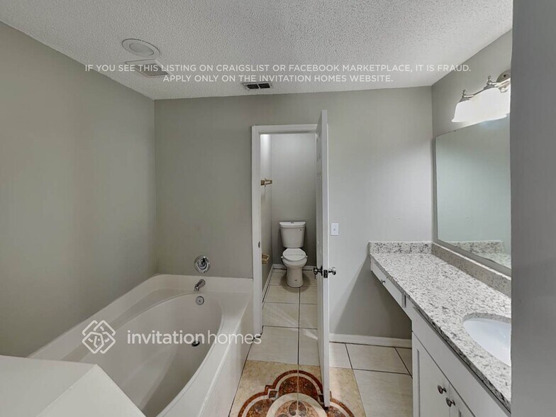 Building Photo - 2415 Marcasite Loop