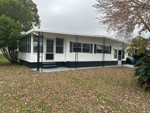 Building Photo - 7412 Western Cir Dr