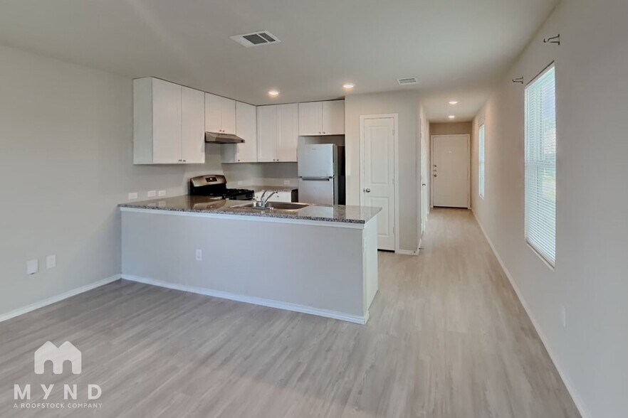 Building Photo - 4220 Thalweg Way