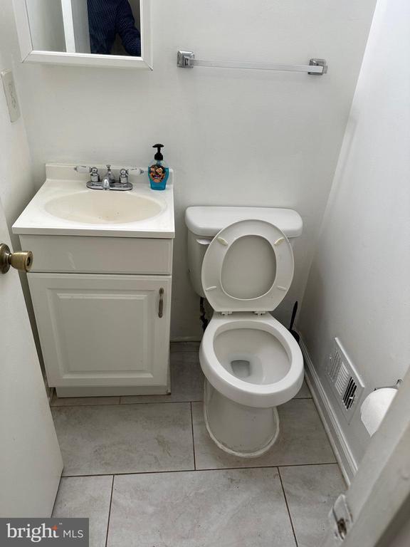 Building Photo - 1628 Fort Fisher Ct