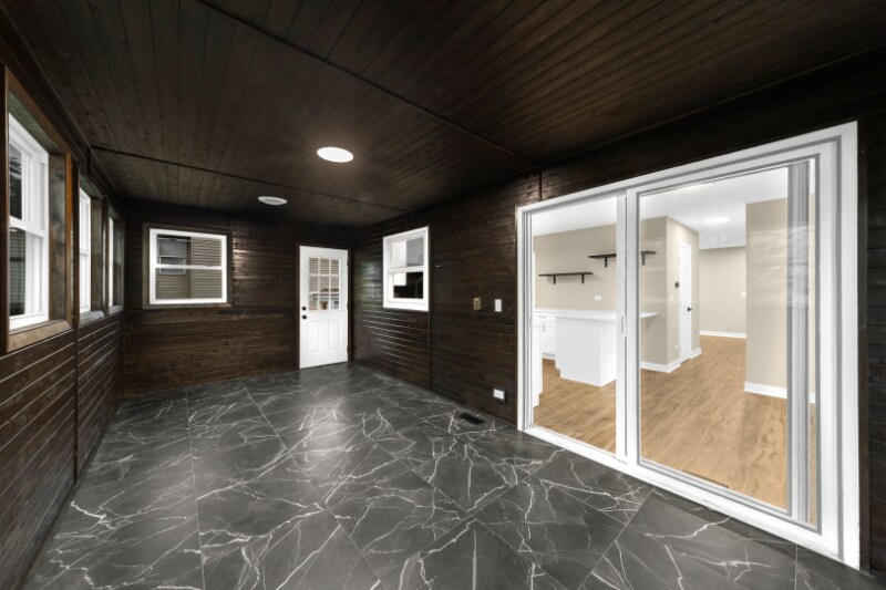 Building Photo - 990 Whitehall Way