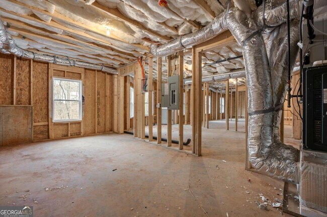 Building Photo - 370 Ansley Dr