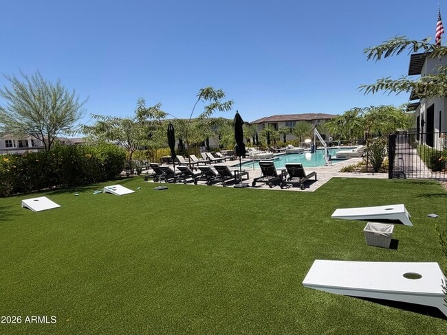 Building Photo - 2121 W Sonoran Desert Dr