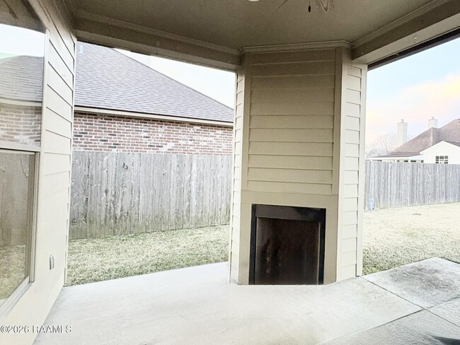 Building Photo - 103 Gunter Grass Ct