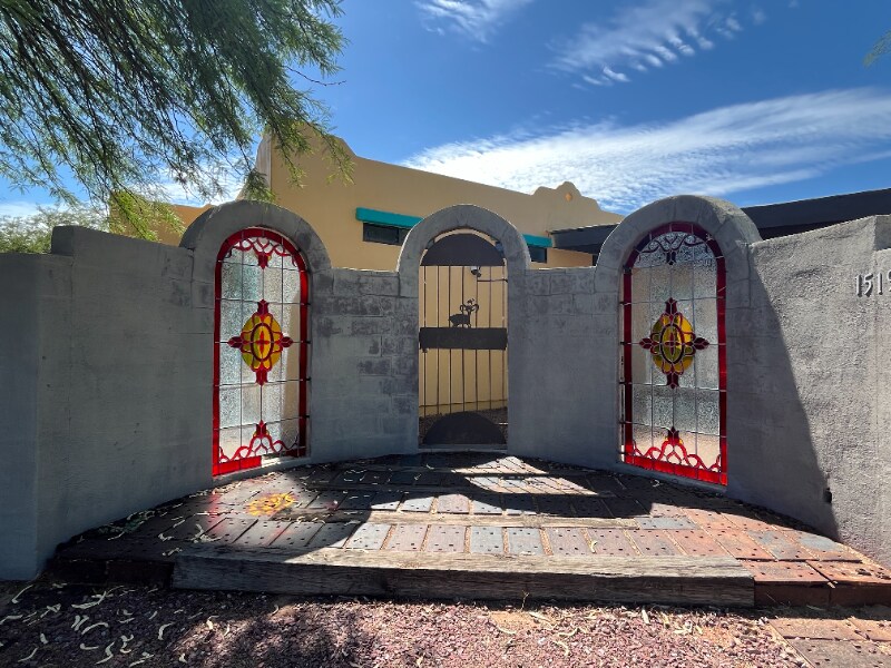 Building Photo - 1519 S Tucson Blvd