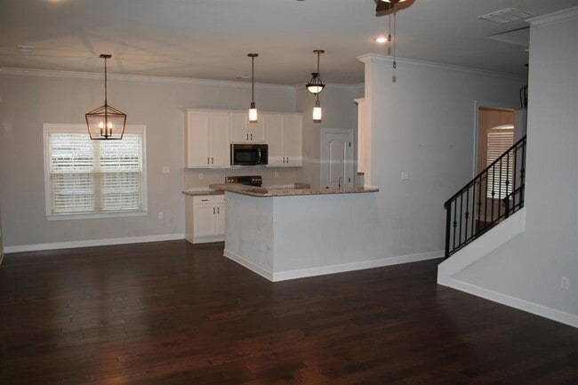 Building Photo - 5191 Forest Bend Cove