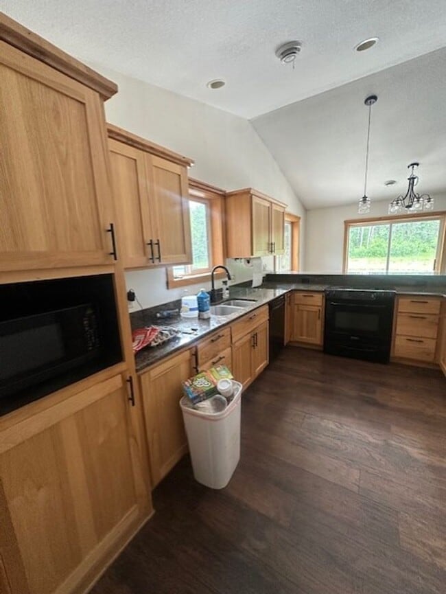 Building Photo - 4 Bed, 2 bath Single Family Home - Pillager