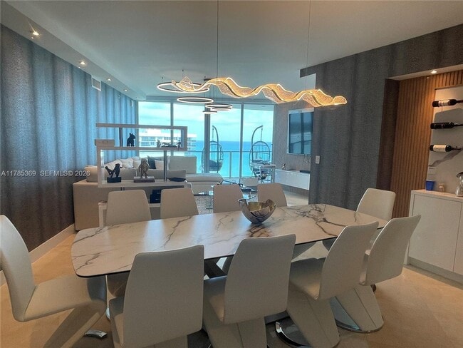 Building Photo - 3101 S Ocean Dr