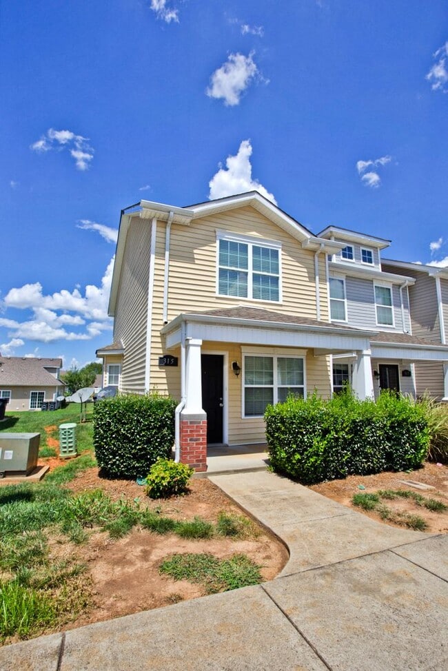 Building Photo - 315 Sam Houston Cir