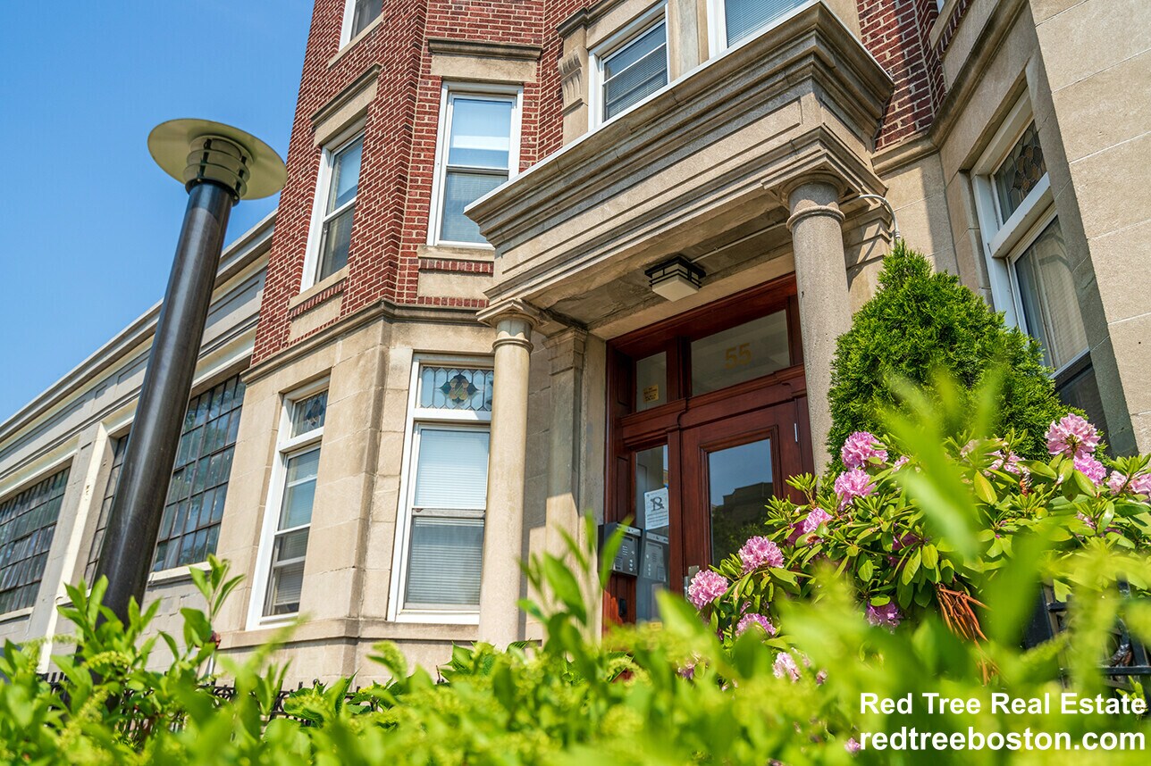 Building Photo - 51 Queensberry St