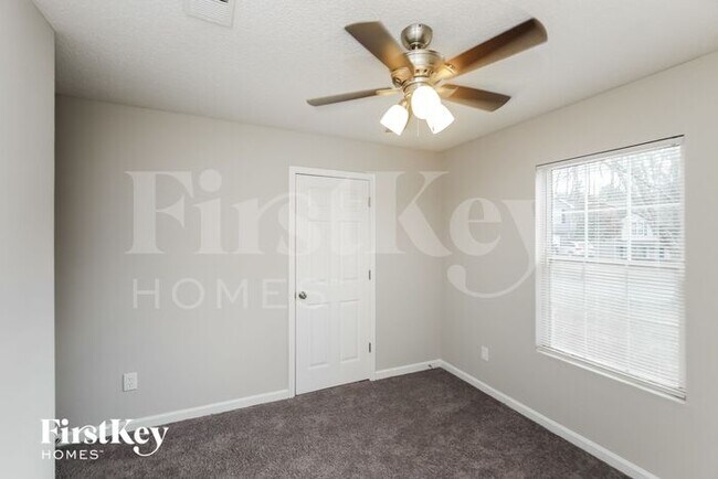 Building Photo - 4336 Yellow Rose Dr