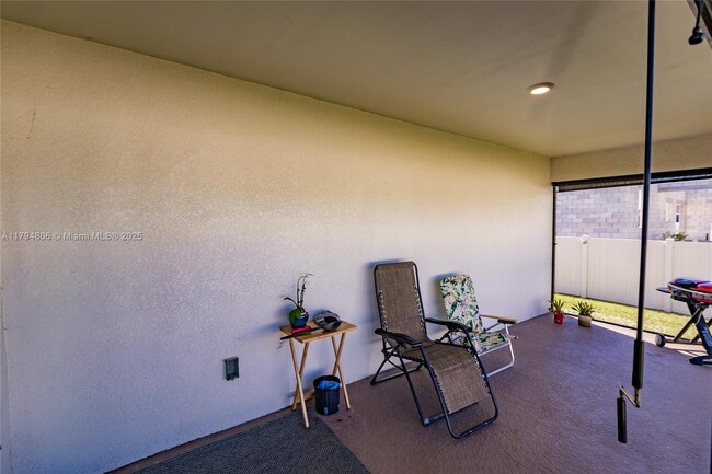 Building Photo - 2705 NW 5th Terrace