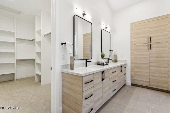 Building Photo - 6323 N 10th Dr