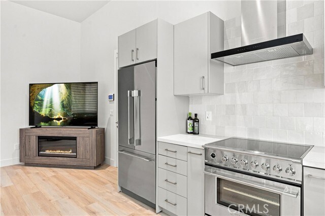 Building Photo - 9500 Amoret Dr
