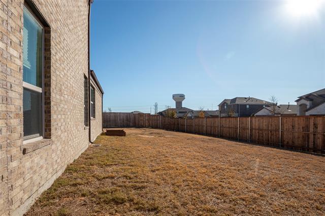 Building Photo - 7500 Continental Dr