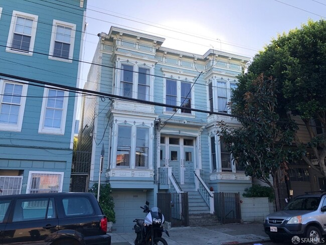 Building Photo - 3339 20th St