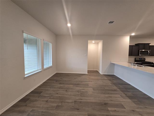 Building Photo - 1324 Stuarts Frst Dr