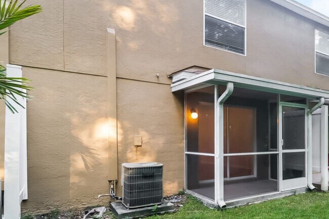 Building Photo - 4404 Silver Falls Dr