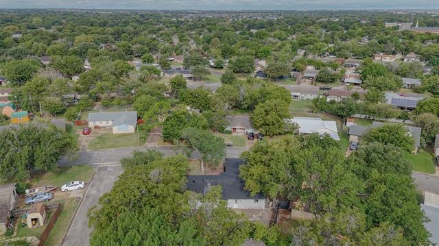 Building Photo - 217 Palomino Dr