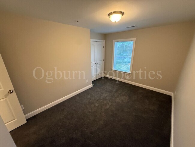 Building Photo - 500 N Dunleith Ave