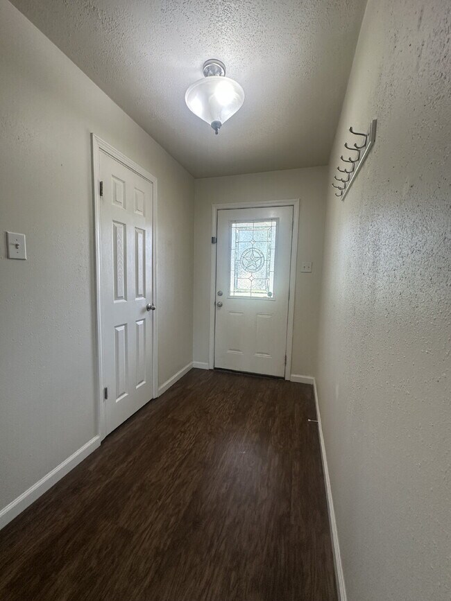 Building Photo - Move In Special - Half off the first month...