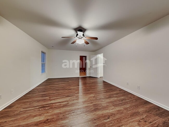 Building Photo - 4141 Autumn Cove Dr