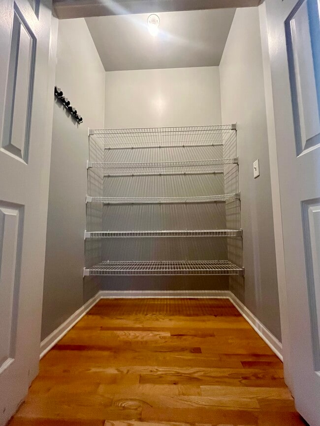 Building Photo - 1900 N Laramie Ave