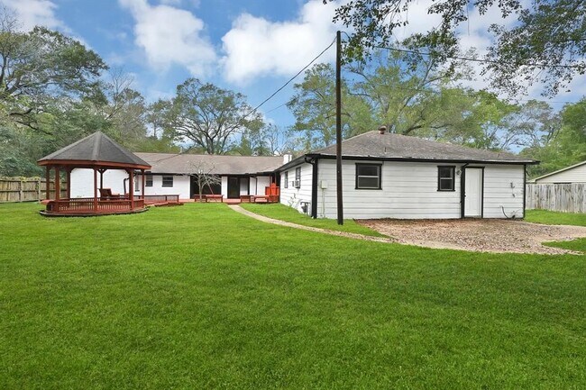 Building Photo - 2607 Creekhickory Rd