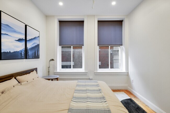 Building Photo - Orono Lofts
