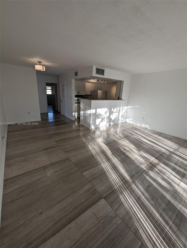 Building Photo - 7360 SW 82nd St