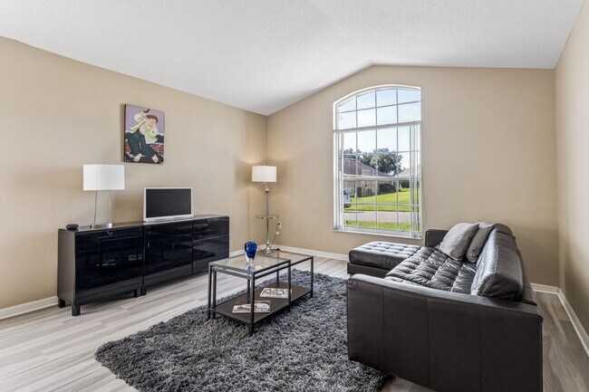 Building Photo - 7907 Magnolia Bend Ct