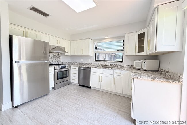 Building Photo - 3505 SW Quail Meadow Trail