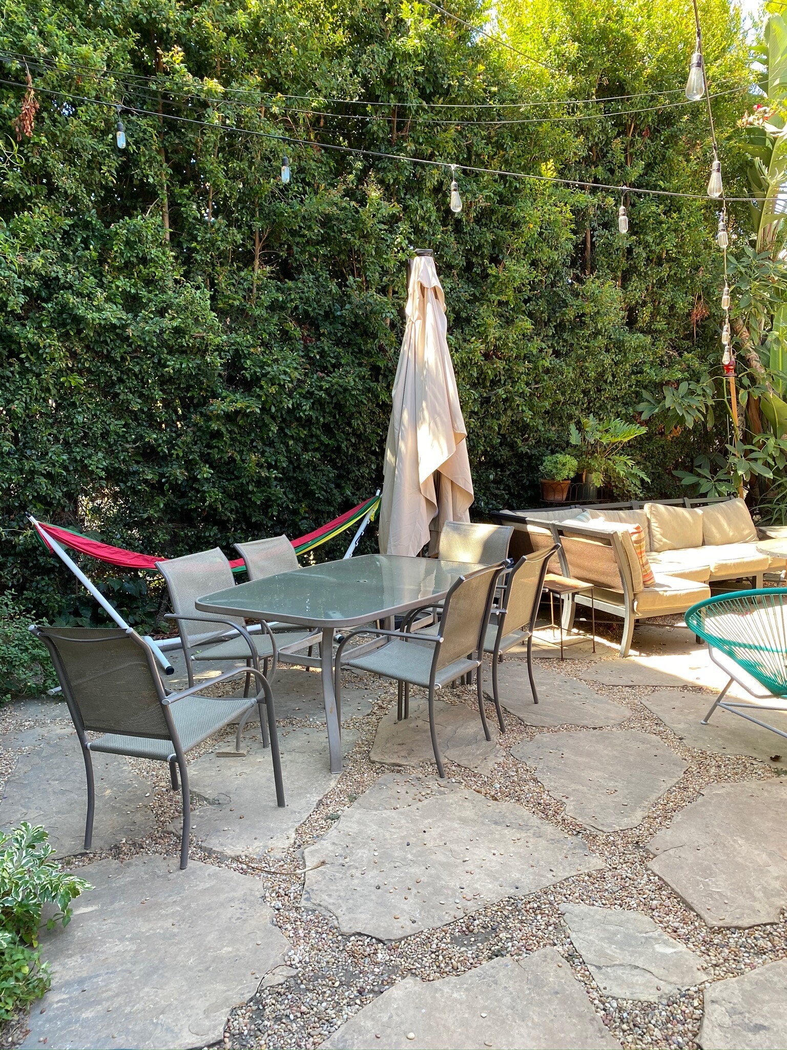 Back Yard Furnished - 855 S Curson Ave