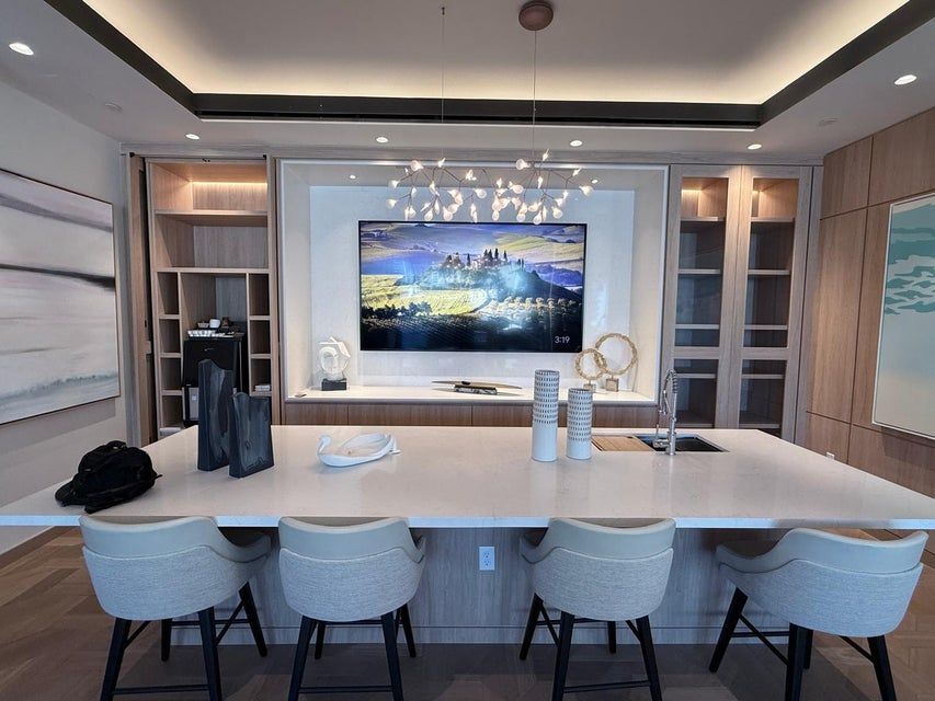 Building Photo - 151 N Seabreeze Blvd