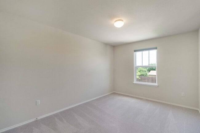 Building Photo - 10402 Abana Way