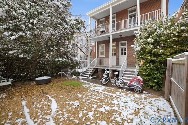 Building Photo - 2703 Kensington Ave