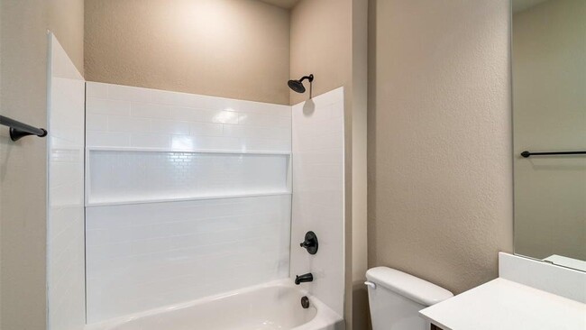 Building Photo - 600 Harvest Moon Dr