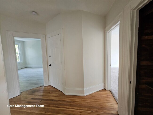 Building Photo - 3165 Ashlyn St