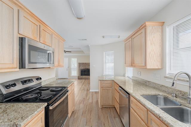 Building Photo - 1807 Park Pl