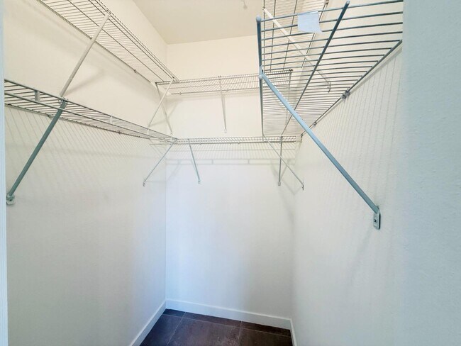 Building Photo - 1295 W 69th St