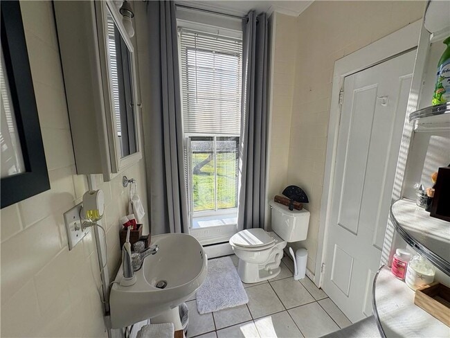 Building Photo - 438 Wolcott Ave