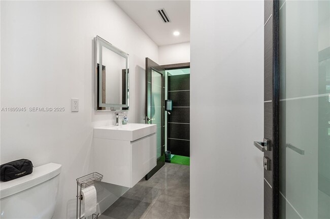 Building Photo - 11531 SW 93rd St