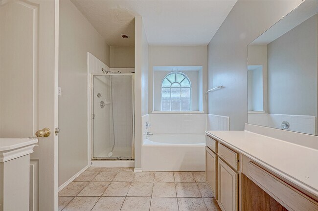 Building Photo - 5214 Rustling Trails Dr