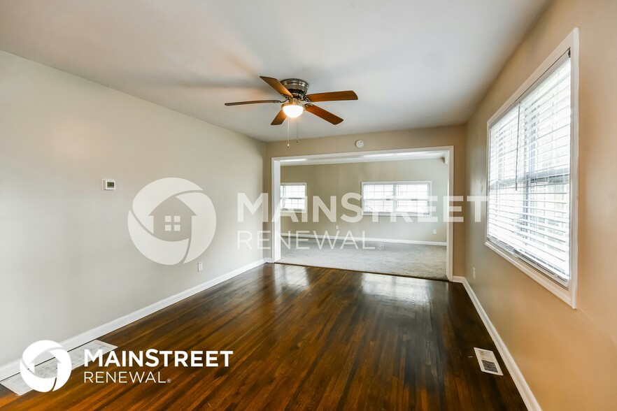 Building Photo - 236 E Haven Dr